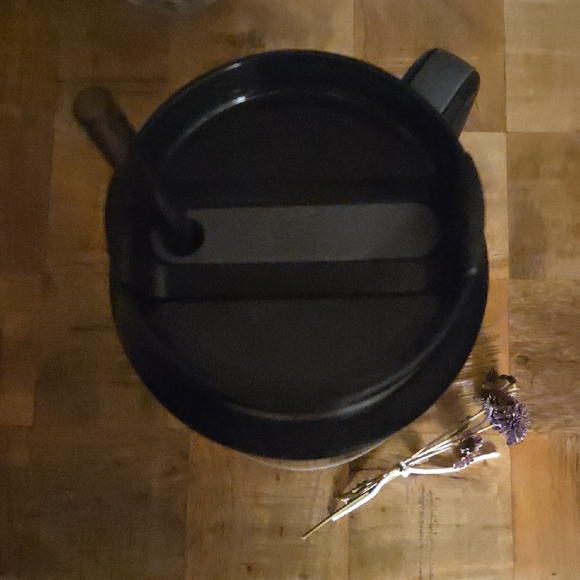 Stanley Black Stainless Steel Tumbler - Picture 2 of 4